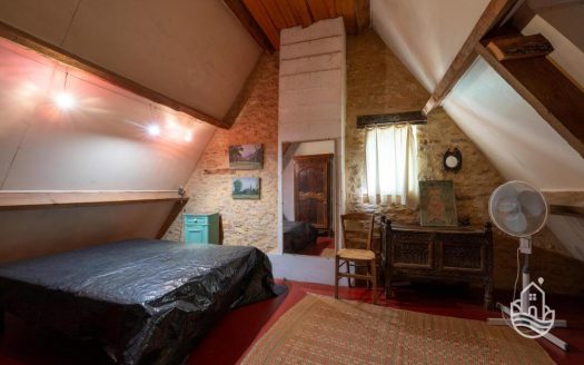 Beautiful Complex Of 2 Houses And Swimming Pool In The Heart Of A Preserved Natural Setting