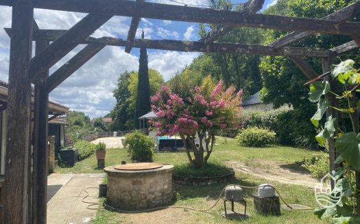 Elegant Stone Property Combines Old-World Charm And Landscaped Pond – Saint-Cyprien