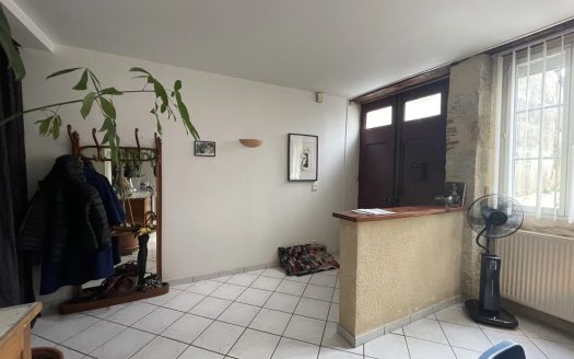 4 Bed Townhouse With Courtyrad In Vic-Fezensac