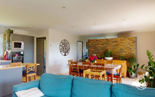 **Charming Village House With Lovely Views Of The Countryside
