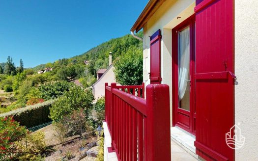 **Bright Pleasant Village House With Breathtaking Views Of The Dordogne Valley