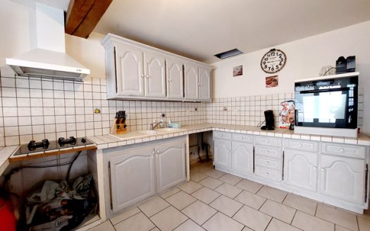 **Charming Village House With Courtyrad And Garage Just Minutes From Eymet