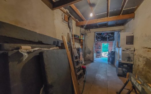 **Charming Village House With Courtyrad And Garage Just Minutes From Eymet