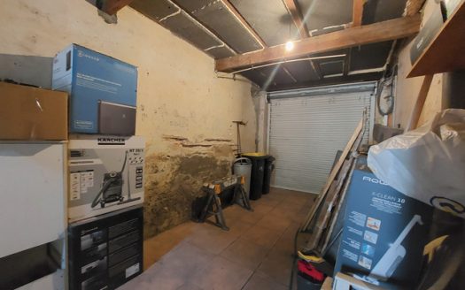 **Charming Village House With Courtyrad And Garage Just Minutes From Eymet