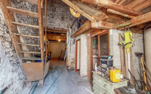 **Charming Village House With Courtyrad And Garage Just Minutes From Eymet