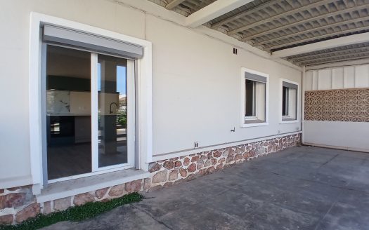 Fully Renovated Ground Floor Apartment With Courtyard Close To The Beach
