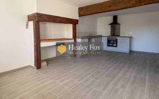 Renovated Stone House With Outbuildings Amd Enclosed Front Garden