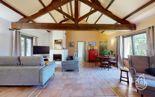 Immaculate Perigourdine House In A Unspoiled And Peaceful Location – Les Eyzies