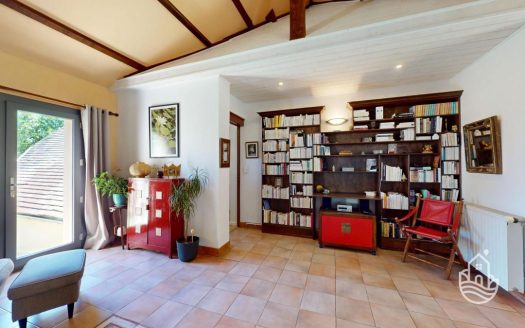 Immaculate Perigourdine House In A Unspoiled And Peaceful Location – Les Eyzies