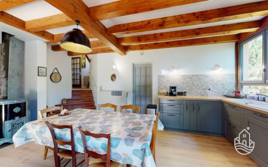 Immaculate Perigourdine House In A Unspoiled And Peaceful Location – Les Eyzies