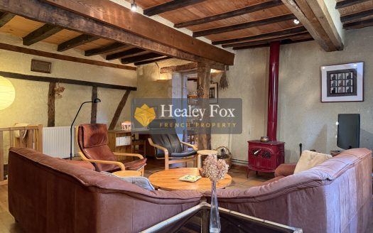 Village House With Roof Terrace In The Heart Of Fources