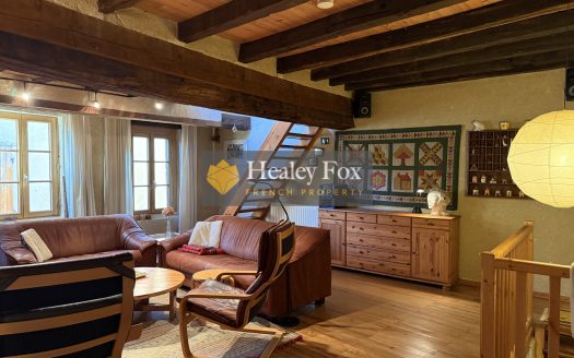 Village House With Roof Terrace In The Heart Of Fources