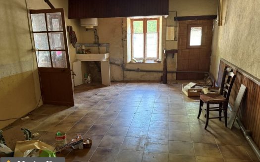 4 Bed Village House To Restore With Outbuildings Between Mansle And Aunac
