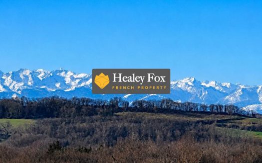 For sale close to Marciac, House with 2.7ha, 2 gites and outbuildings views to the Pyrenees DPE D, Ideal small holding or Equestrian use