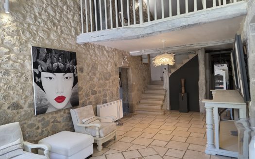 Immaculate Stone Property Set On 4.7 Hectares Of Meadows, Swimming Pool And Outbuildings
