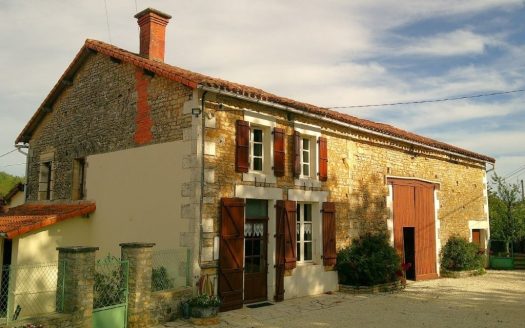 Beautifully Refurbished Stone Property With Stunning Views