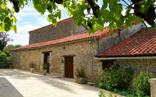 Beautifully Refurbished Stone Property With Stunning Views