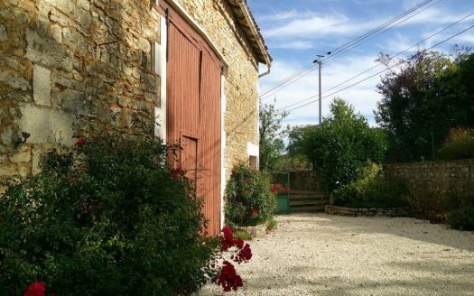 Beautifully Refurbished Stone Property With Stunning Views