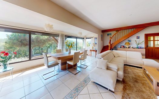 Impressive Stone Property With Character In The Heart Of A Preserved Natural Environment